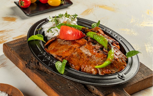 chugunena-plocha-za-pečene-hosse-ovalna-2